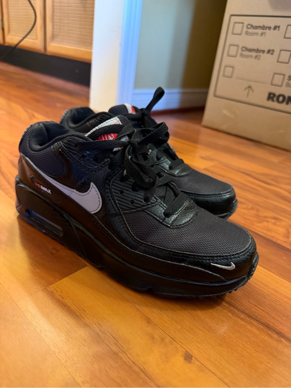 Nike Air Max 90 Size 6 Women's Black/Blue/Crimson